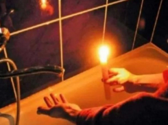 Неужели нельзя за столько лет привести в порядок электросети, - читатель