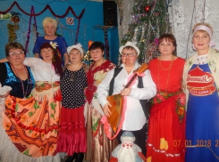 Гвоздем рождественской программы в хуторе Парамонов стал выход цыганского табора