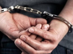 Крупную партию марихуаны изъяли полицейские у 29-летнего жителя Морозовска