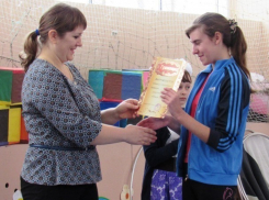 Шустрые «Пингвины» выиграли соревнования «Поверь в себя» в школе № 4 Морозовска