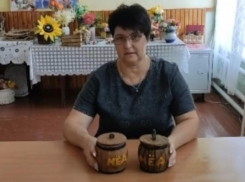 Мастер-класс «Бочонок мёда» провели к празднованию Медового Спаса в Вишневском сельском клубе