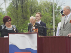 Публикуем видео выступления ветерана и главы районной администрации на параде в Морозовске