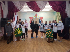 Восьмиклассники школы №6 Морозовска сыграли в квест-игру «Я выбираю жизнь!» 