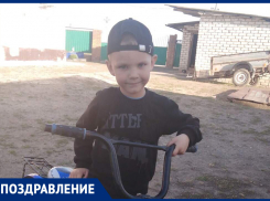 Кирилла Емельяновича с Днем рождения поздравила крестная