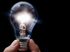 В первый рабочий день 2024 года Морозовск снова остался без света 