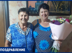 Светлану Чумакову и Анну Гриценко с 8 марта поздравили дети