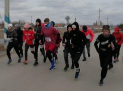 Около 130 человек вышли на старт традиционного весеннего легкоатлетического пробега «Любви и здоровья» в Морозовске