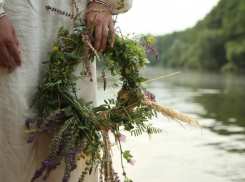 Как наши предки отмечали День летнего солнцестояния