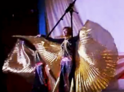 Новые крылья студии восточного танца попали в Морозовске на видео