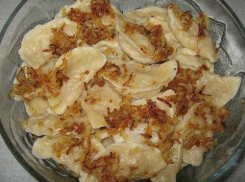 Секретами приготовления вареников поделилась морозовчанка Вера Згонникова