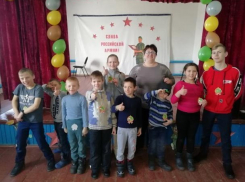 «Летчики» и «Разведчики» соревновались в Сибирьчанском сельском клубе