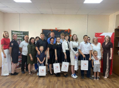 Подросткам в Морозовском районе вручили паспорта в рамках всероссийской акции «Мы - граждане России»