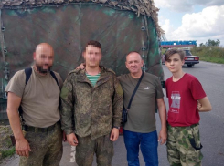 Очередной груз подарков для военнослужащих доставили в зону СВО активисты морозовского поискового отряда «Станица»