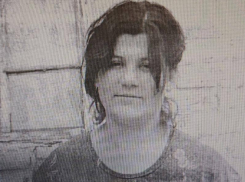 Несовершеннолетнюю девушку разыскивают в Морозовском районе 