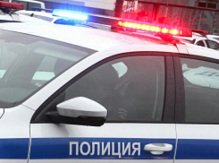 Задержан нарушитель ПДД, во время преследования которого в Морозовске попал в аварию служебный автомобиль полиции