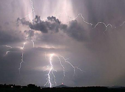 Штормовое предупреждение: в Морозовске возможно ухудшение погоды