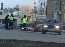 Должников-автовладельцев Морозовского и Милютинского района стали отыскивать с помощью камер фотовидеофиксации