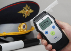 Водителей в Морозовском и Милютинском районах стали массово проверять на состояние опьянения