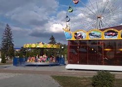 Экскурсию по парку записал на видео морозовчанин Александр Дутов