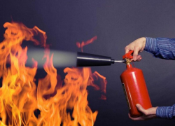 За повторное нарушение требований пожарной безопасности бизнесу грозит приостановка деятельности до 30 суток