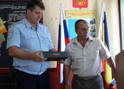 Подполковника полиции Юрия Вереникина в Морозовске торжественно проводили на пенсию