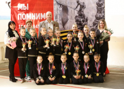 55 золотых медалей завоевали морозовские гимнастки на городском первенстве