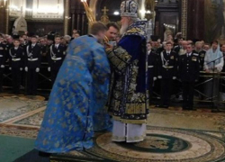 Кадеты из Морозовска побывали в храме Христа Спасителя на праздничном богослужении