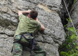 Фотографии скалолазов из кадетского корпуса Морозовска появились в Сети