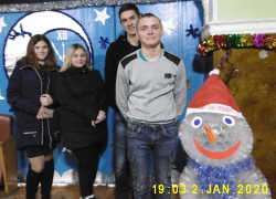 Пока не было снега, в Вольно-Донском СДК развлекались разгадыванием загадок и прохождением викторин