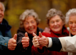 Клуб по интересам, ЗОЖ-клуб, кружок рукоделия и пение: для морозовчан старшего возраста тоже есть в городе интересные занятия