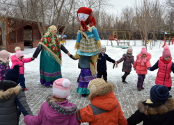 «Объедуху», «Сахарные уста», «Веселую касаточку» отметили в казачьем детском саду Морозовска