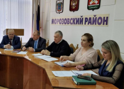 Совещание по вопросам развития Морозовского района провел Петр Тришечкин 