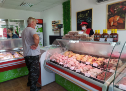 Новый магазин свежего мяса "33 курицы" открылся на улице Ворошилова