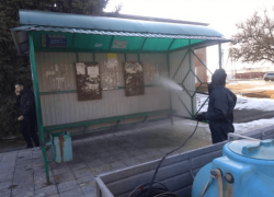 Для профилактики коронавируса на улицах и общественных территориях в Морозовске проходит масштабная дезинфекция