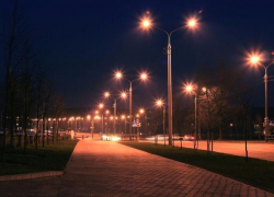 Вопрос-ответ: Сколько отрезали уличных фонарей в этом году?