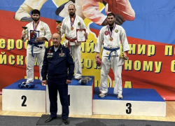 Золото и бронзу завоевали морозовчане на всероссийском турнире по армейскому рукопашному бою 