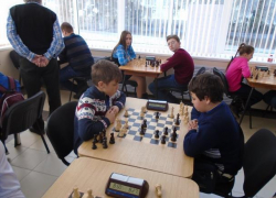 Блестящую победу одержали шахматисты Морозовска на турнире в Белой Калитве