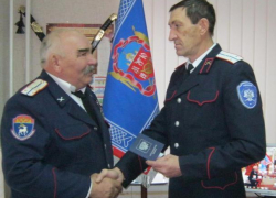 Казакам Морозовска торжественно вручили удостоверения государственного образца 