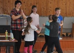 Письмо в редакцию: Счастливые дети Вишневки попали на фото во время спортивных игр