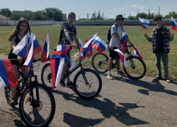 Праздничный велопробег в День России прошел в Морозовске на стадионе "Олимп"