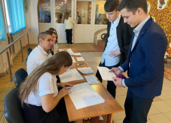 30 кандидатов на 18 мест: в Морозовском районе прошли выборы в Молодежный парламент