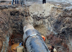 Прорвало трубопровод в хуторе Вишневка Морозовского района