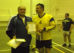 Команда "Ветеран - Нива" заняла лидирующее место на первенстве Морозовска по волейболу среди мужчин