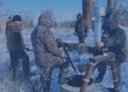 В поселке Комсомольский Морозовского района отремонтировали артезианскую скважину 