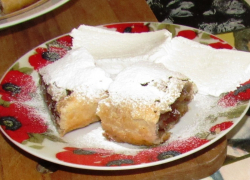 Рецептом рождественского немецкого штруделя поделилась экс-морозовчанка Виктория Герасимова-Теслер