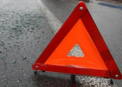 55-летний водитель автомобиля ВАЗ 21114 сбил мужчину на трассе под Морозовском 