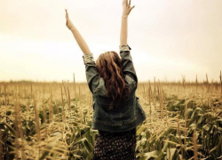 Ответ юриста: Есть ли закон о сокращении рабочего дня для женщин села на 1 час?