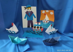 Работы в техниках оригами и аппликации приготовили дети в Вишневке к Дню флота