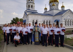 День знаний для морозовских кадет начался с торжественного богослужения в храме Рождества Пресвятой Богородицы