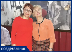 Ларису Александровну Ковалеву с Днем рождения поздравили Евгений, Елена, крестник Игорь и Юлия